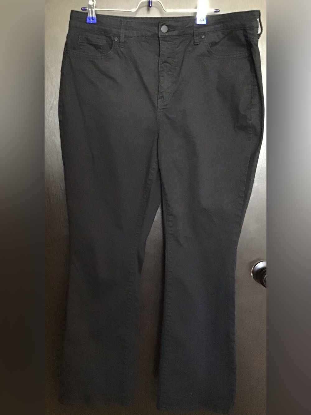 NYDJ Billie Mini Boot Pants in Black